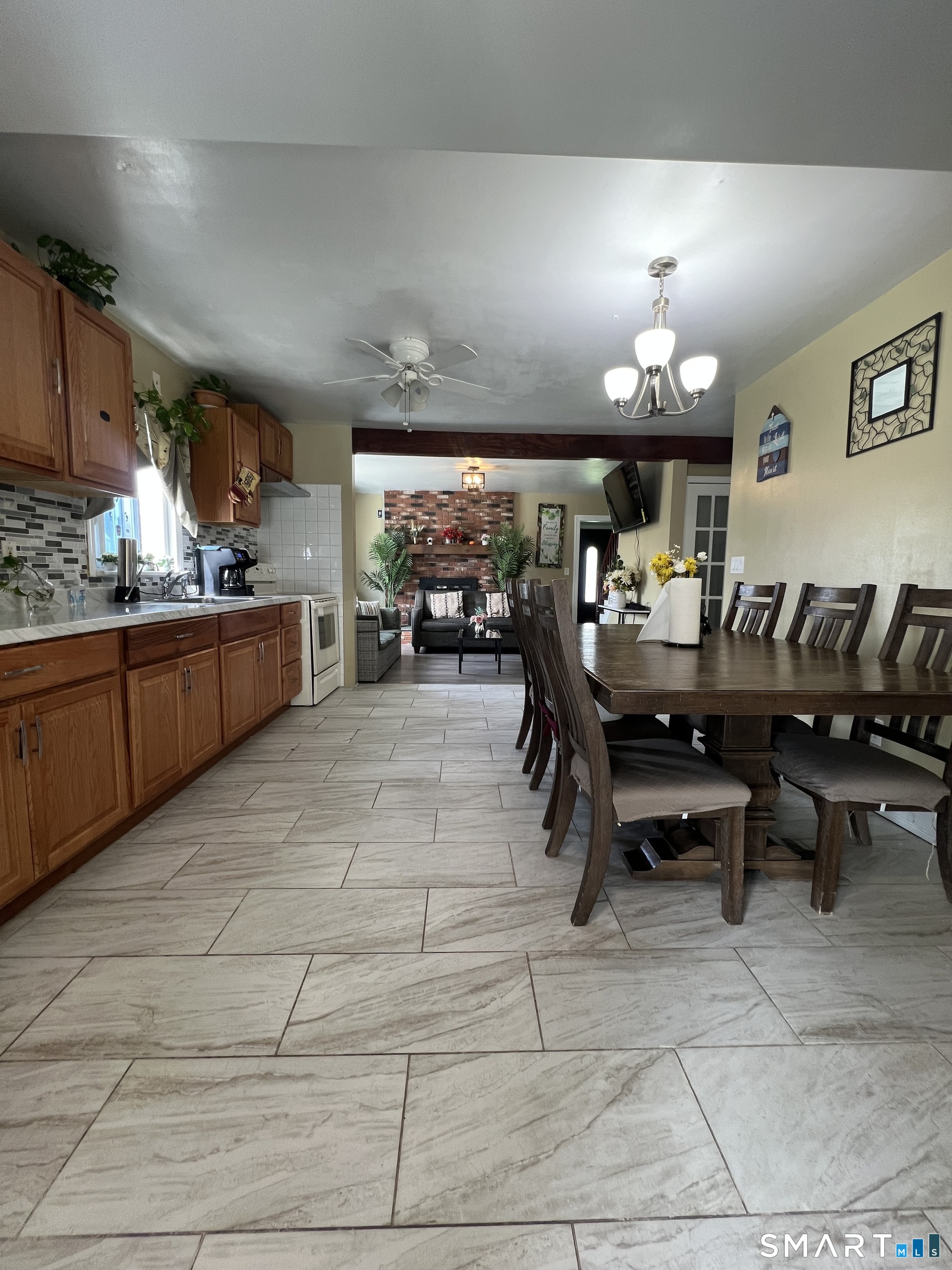 1683 Baldwin Street Waterbury CT 06706