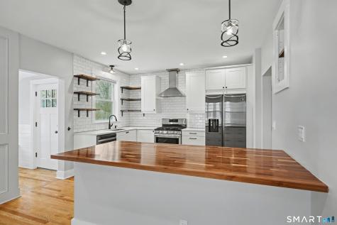 38 Beecher Place New Haven CT 06512