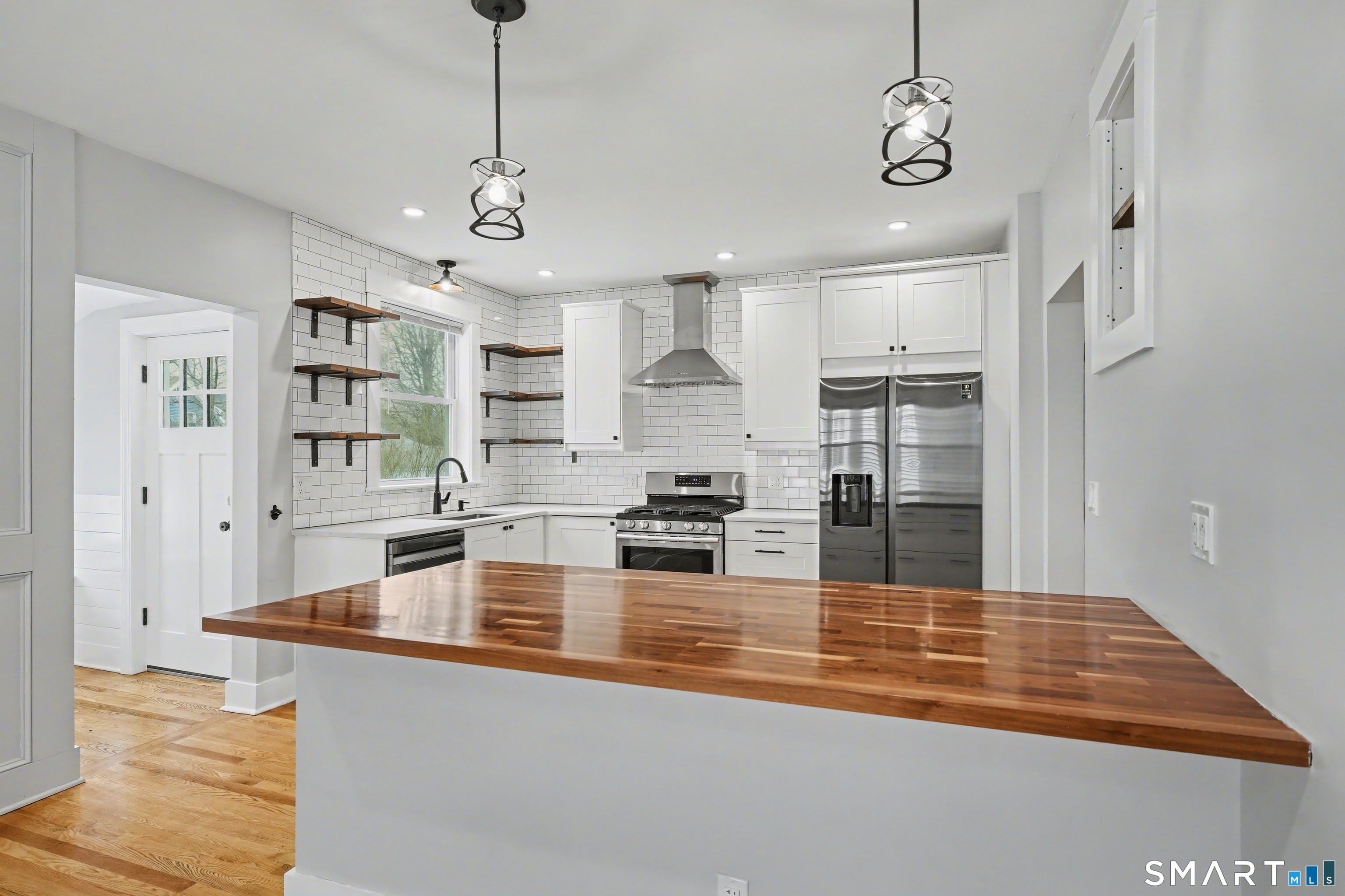 38 Beecher Place New Haven CT 06512