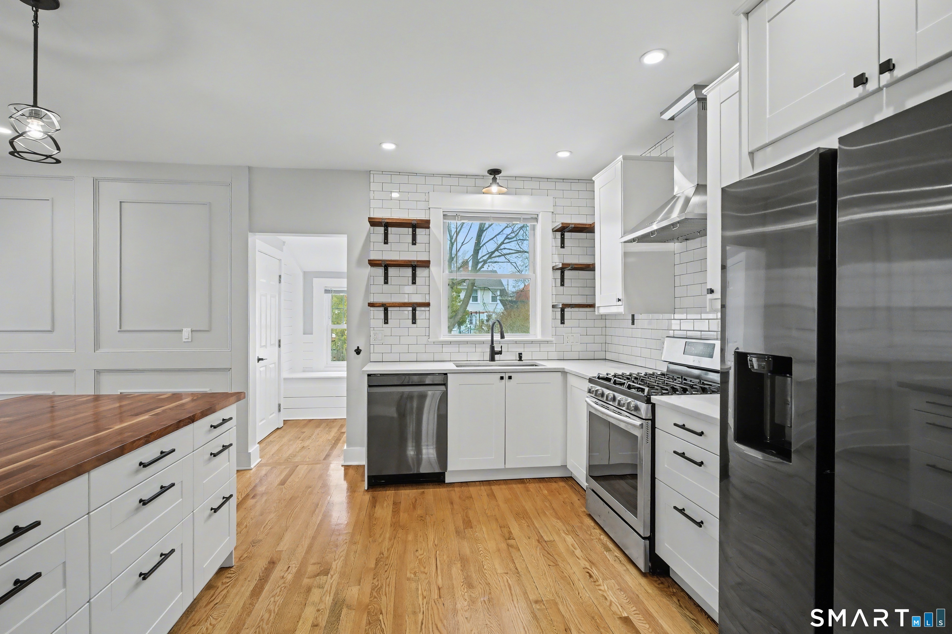 38 Beecher Place New Haven CT 06512
