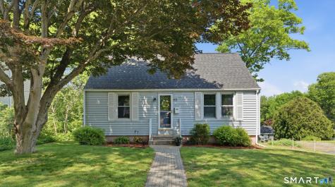 93 Flyers Drive Norwich CT 06360
