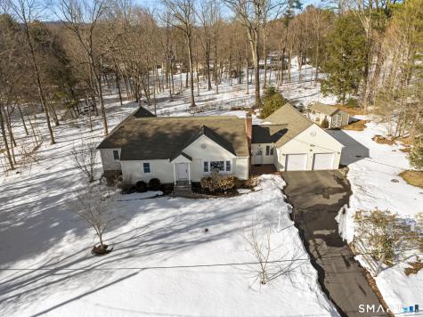 24 Ichabod Road Simsbury CT 06070