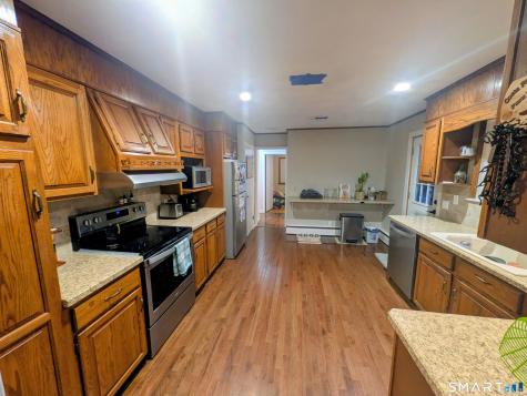 30 Fairfield Road Oxford CT 06478