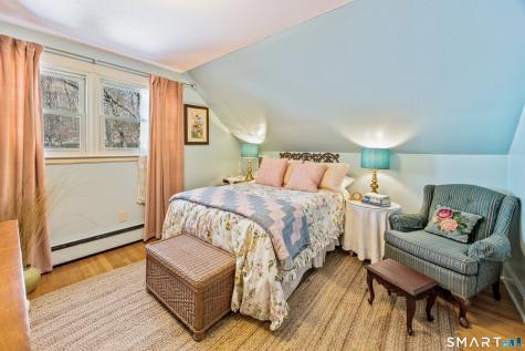 303 Beacon Hill Drive Cheshire CT 06410