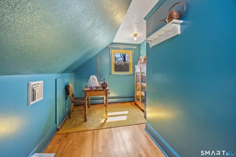 303 Beacon Hill Drive Cheshire CT 06410