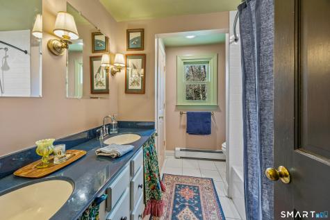 303 Beacon Hill Drive Cheshire CT 06410