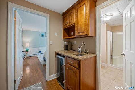 303 Beacon Hill Drive Cheshire CT 06410