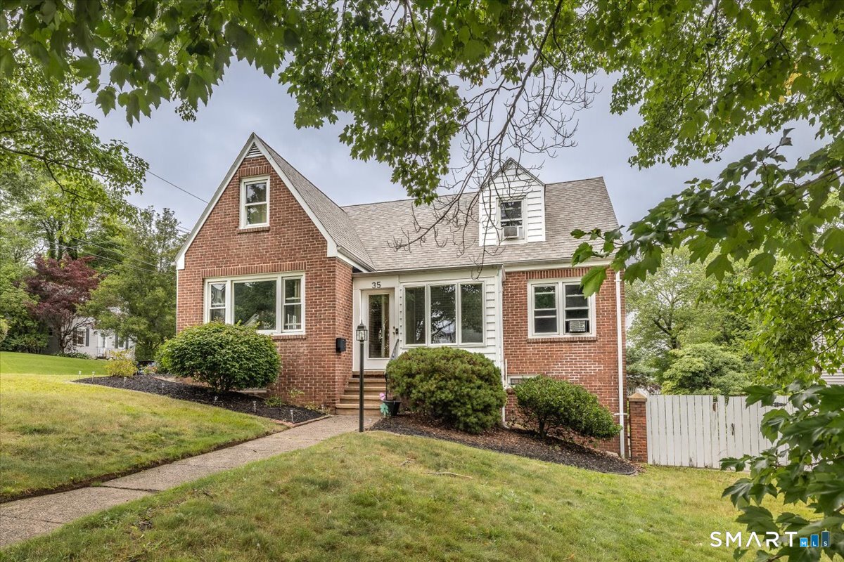 35 Cove Street West Haven CT 06516