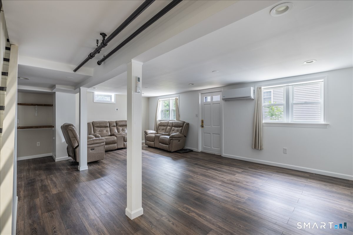 35 Cove Street West Haven CT 06516