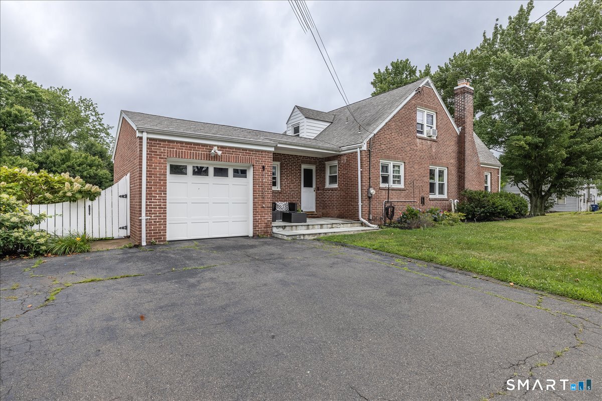 35 Cove Street West Haven CT 06516