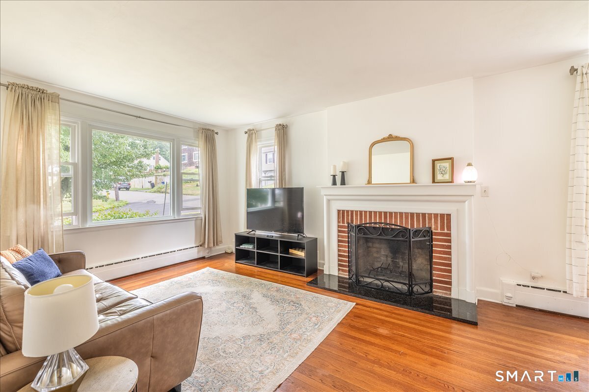 35 Cove Street West Haven CT 06516