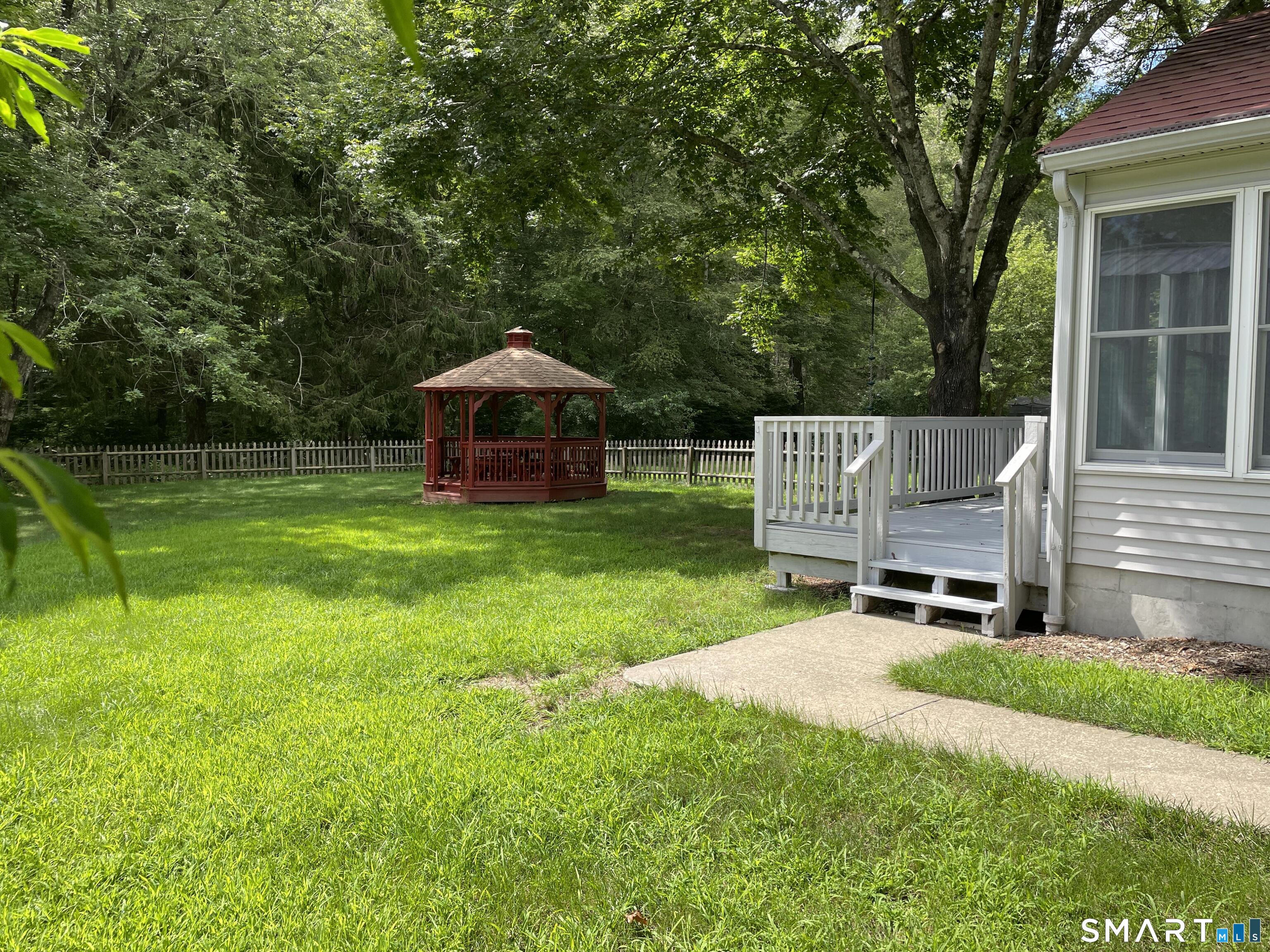 16 Partridge Hollow Road Ledyard CT 06339