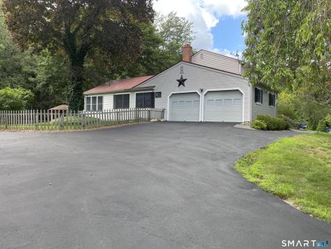 16 Partridge Hollow Road Ledyard CT 06339