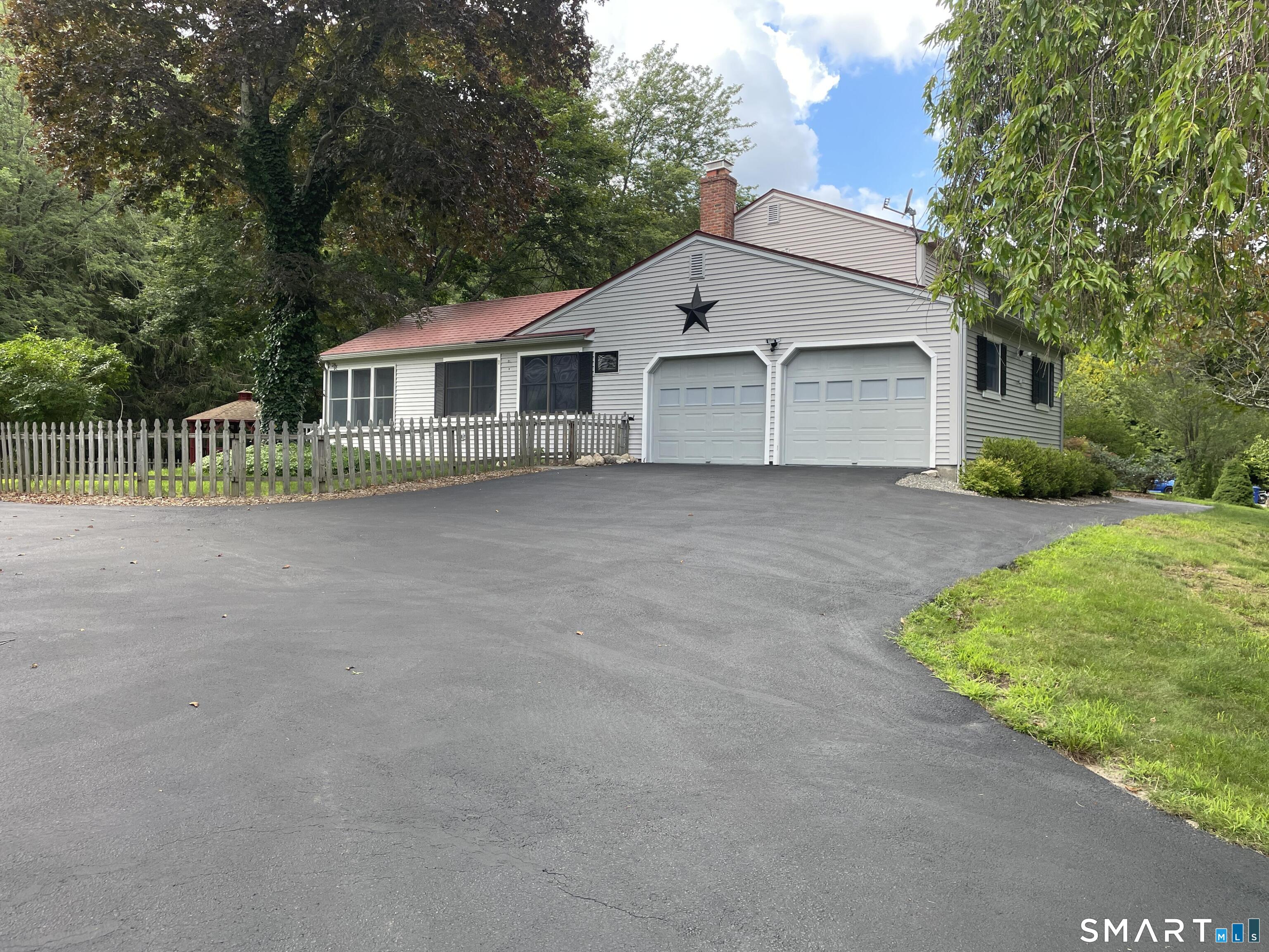16 Partridge Hollow Road Ledyard CT 06339