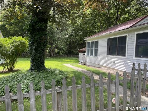16 Partridge Hollow Road Ledyard CT 06339