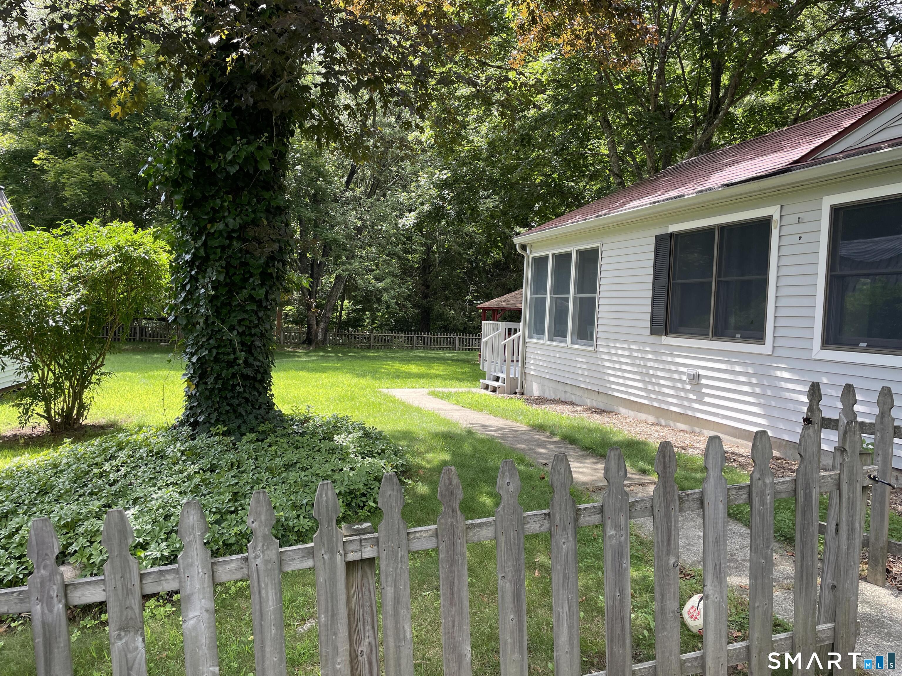 16 Partridge Hollow Road Ledyard CT 06339
