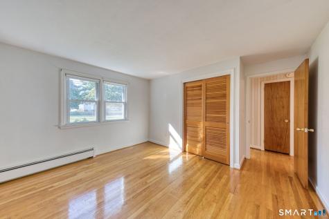 352 Orchard Street Rocky Hill CT 06067