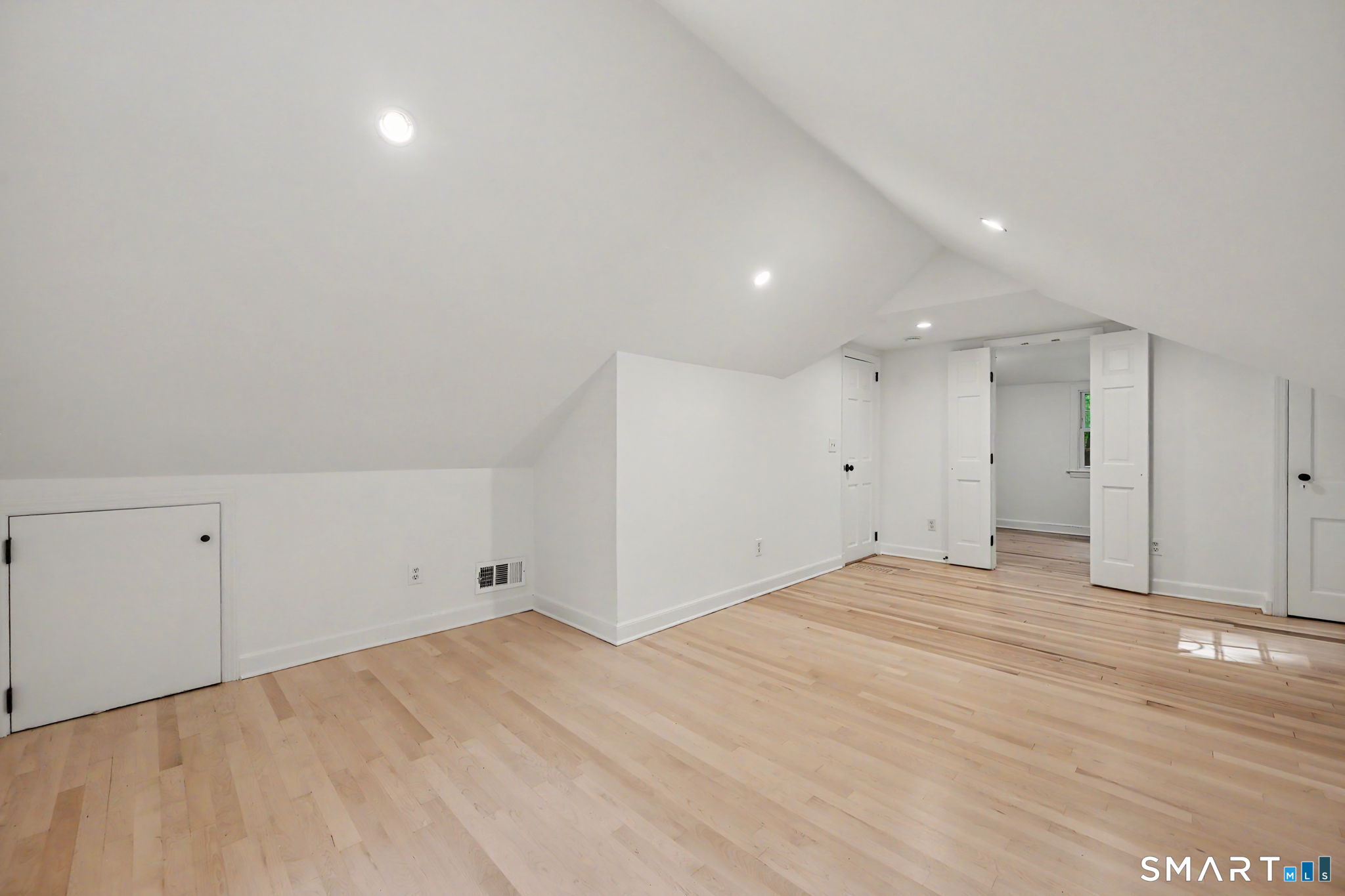 222 Silver Hill Lane Stamford CT 06905