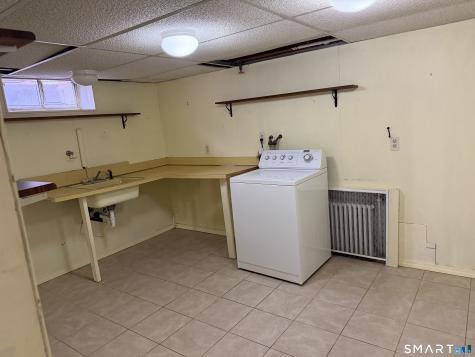 8 Reichelt Terrace Ansonia CT 06401