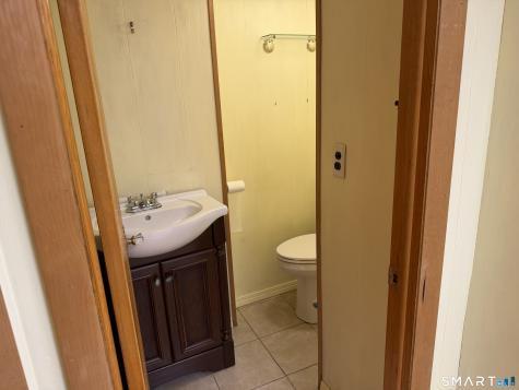 8 Reichelt Terrace Ansonia CT 06401