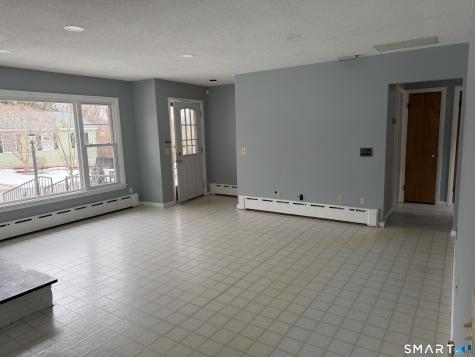 8 Reichelt Terrace Ansonia CT 06401