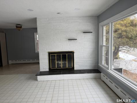 8 Reichelt Terrace Ansonia CT 06401