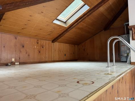 8 Reichelt Terrace Ansonia CT 06401