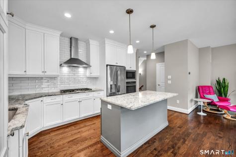 14 Yorkshire Court Farmington CT 06032