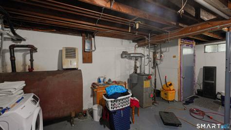 27 Powder Horn Hill Brookfield CT 06804