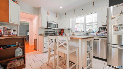 27 Powder Horn Hill Brookfield CT 06804