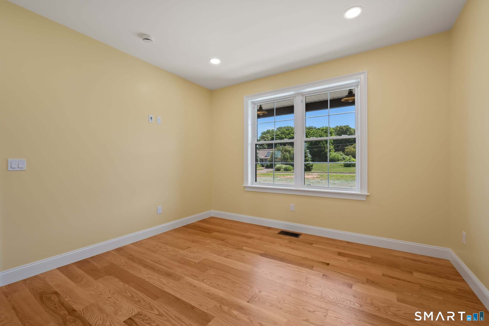 290 Gardner Street Manchester CT 06040