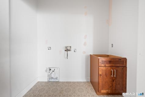 290 Gardner Street Manchester CT 06040