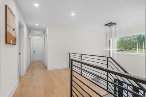 5 Delivery Lane New Milford CT 06776