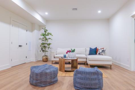 5 Delivery Lane New Milford CT 06776