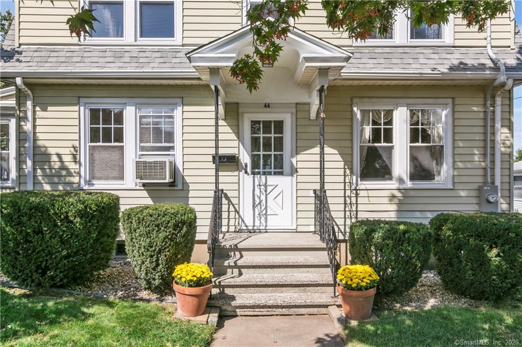 44 Somerset Street Wethersfield CT 06109