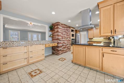 700 Royal Lane Orange CT 06477