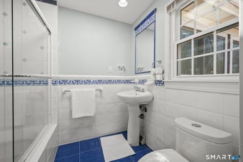 700 Royal Lane Orange CT 06477