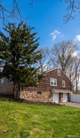 700 Royal Lane Orange CT 06477