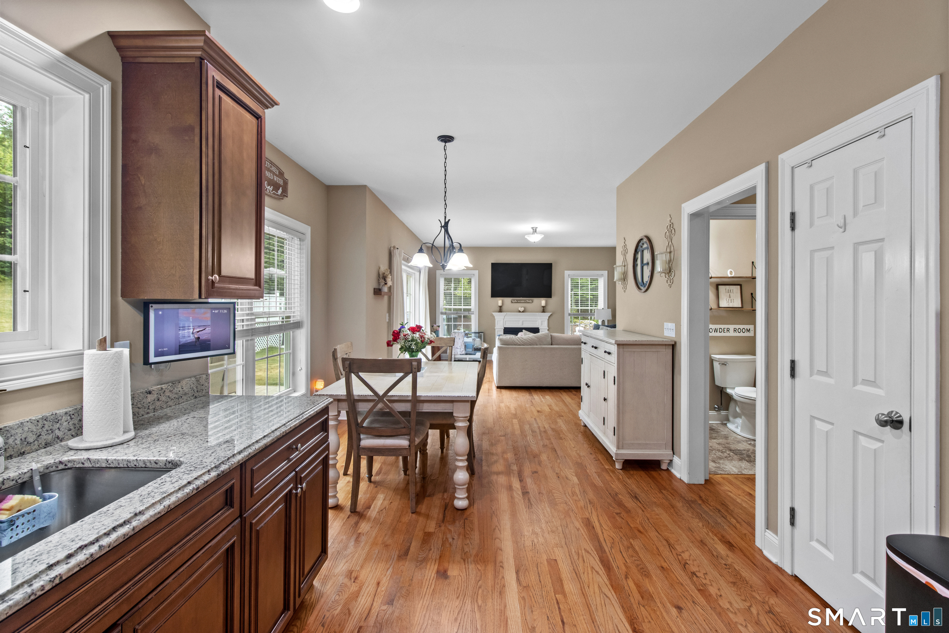 117-B Newgate Road Oxford CT 06478
