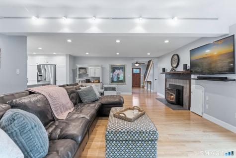 1 Webster Heights Cromwell CT 06416