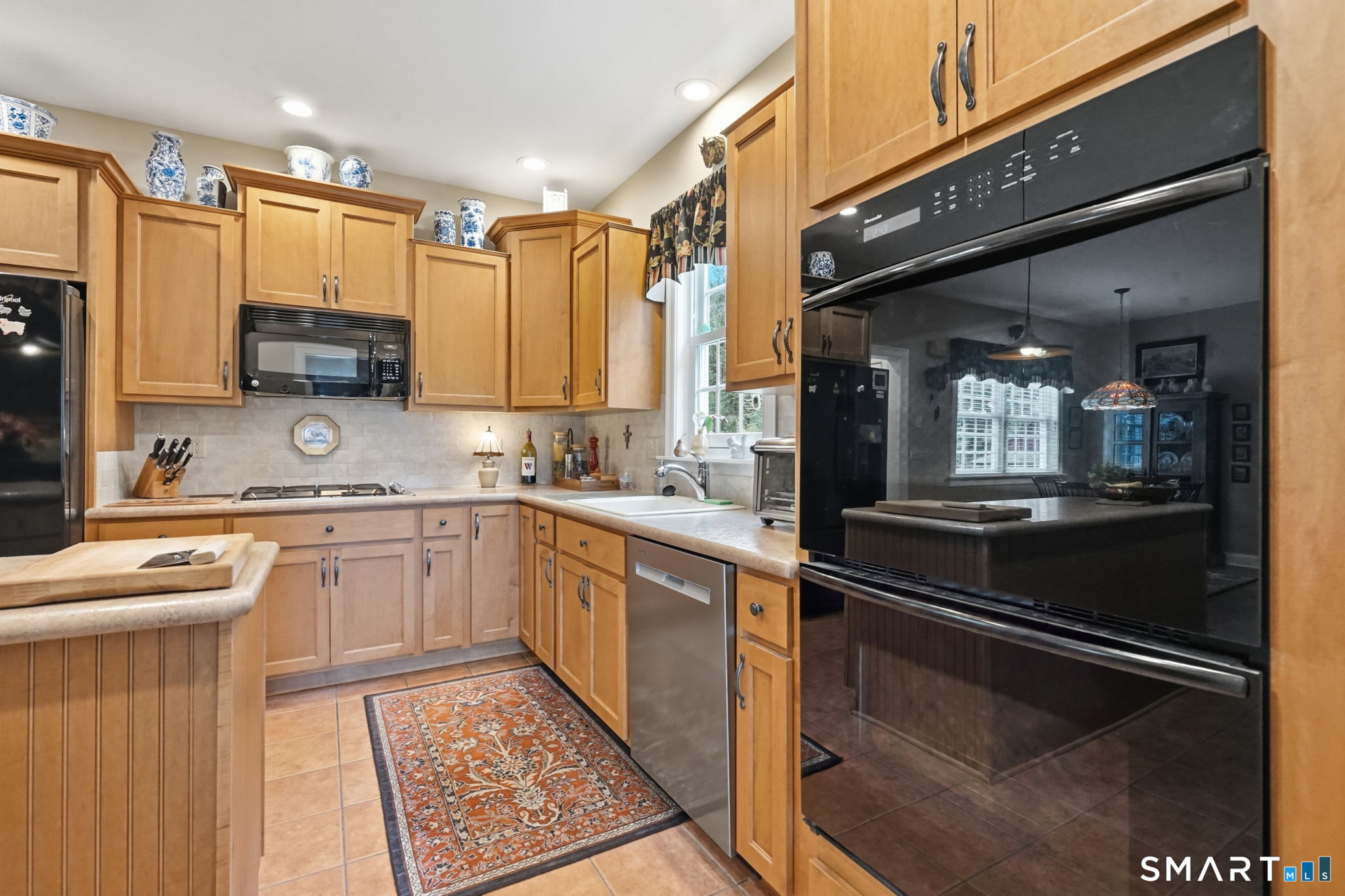 10 Settlement Hill Windsor CT 06095