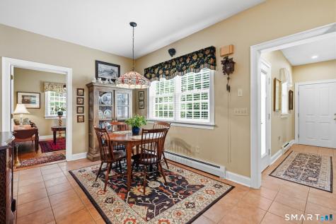 10 Settlement Hill Windsor CT 06095