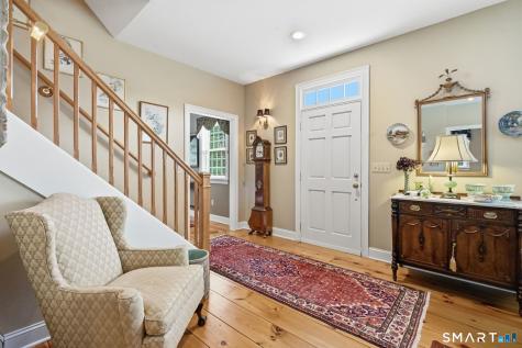 10 Settlement Hill Windsor CT 06095