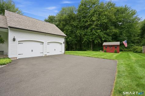 10 Settlement Hill Windsor CT 06095