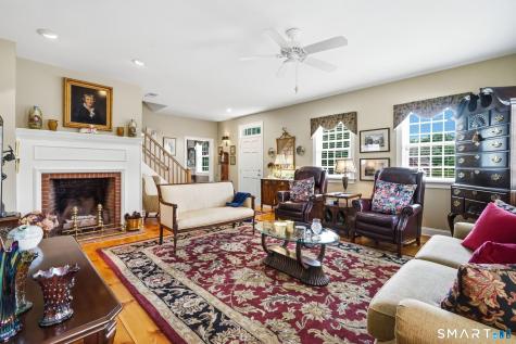 10 Settlement Hill Windsor CT 06095