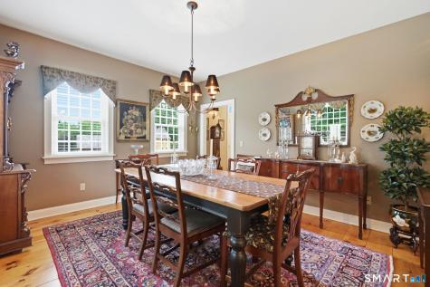 10 Settlement Hill Windsor CT 06095