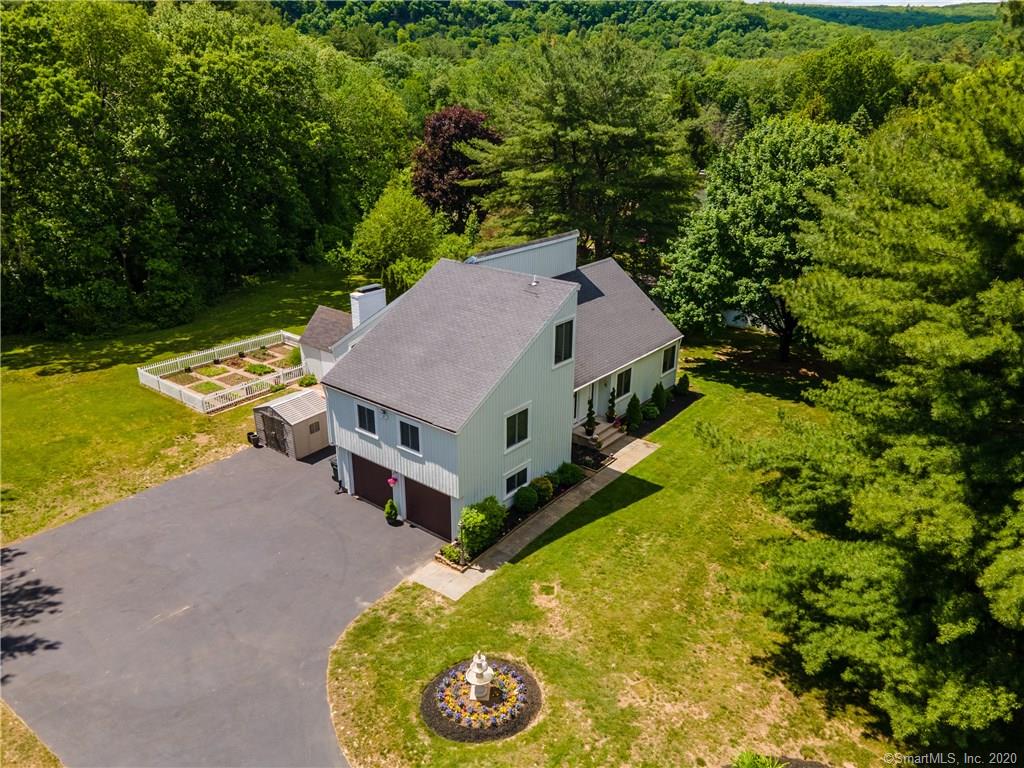22 Meadow Crossing Simsbury CT 06070