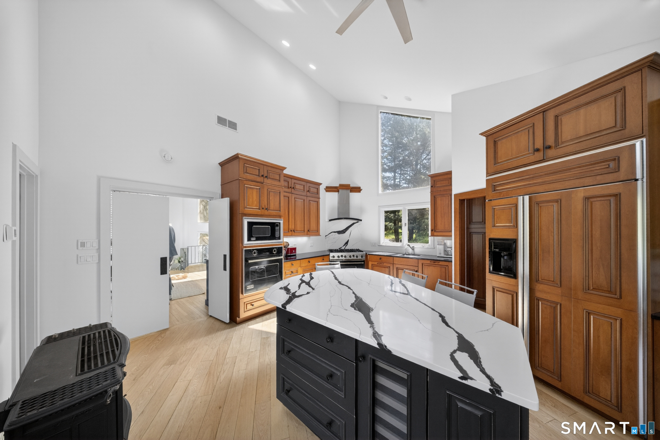 2177 Cross Highway Fairfield CT 06824