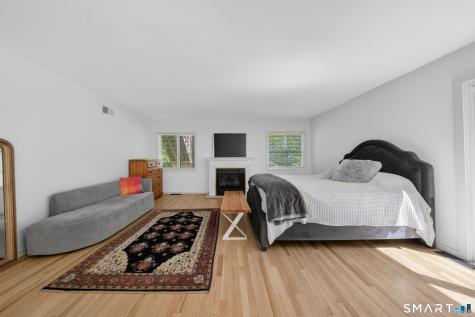 2177 Cross Highway Fairfield CT 06824