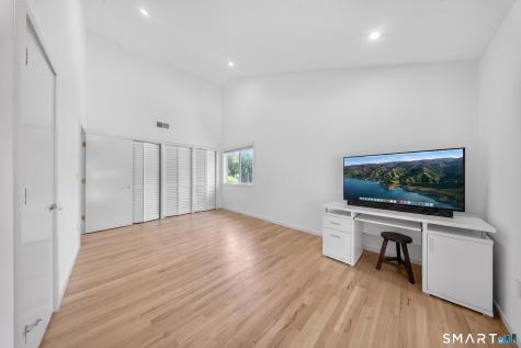 2177 Cross Highway Fairfield CT 06824